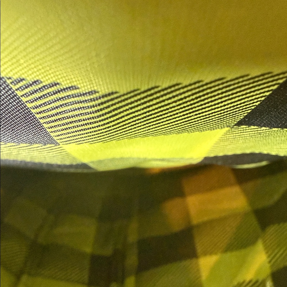 The North Face RECON SE Black Backpack with Lime Stitching - Picture 12 of 12